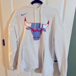 Chicago Bulls White Nike hoodie. Size XL.